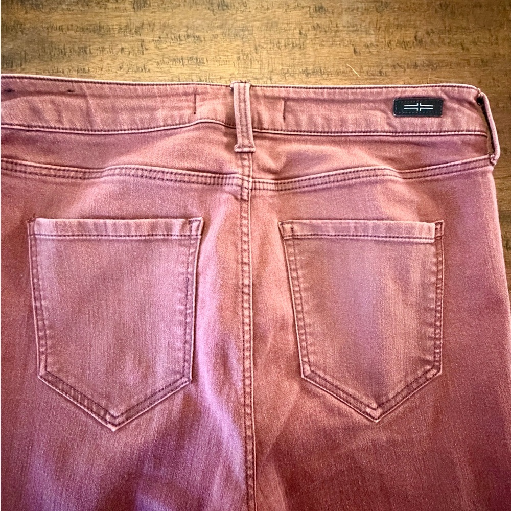 Liverpool Jeans Company Rich Burgundy Jeans - Picture 4 of 5